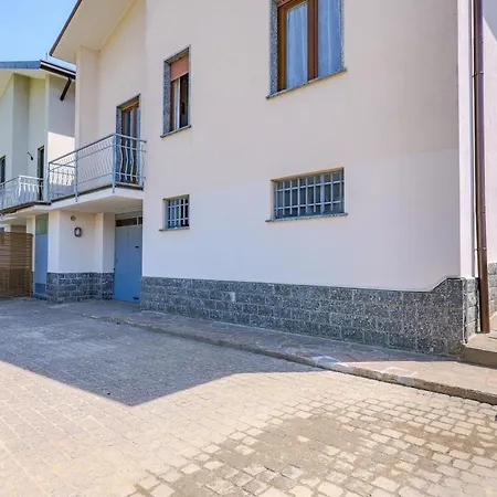 アパート With Garden Relaxation, Parking, Wi-fi, In